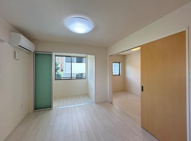 �y���]�z�@���{�H��Г����C���[�W