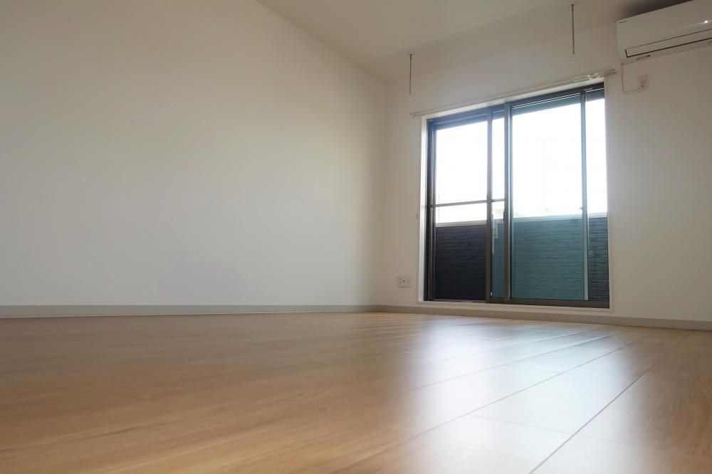 �y�Q���z�@