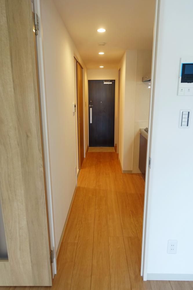 �y�Z�L�����e�B�z�@