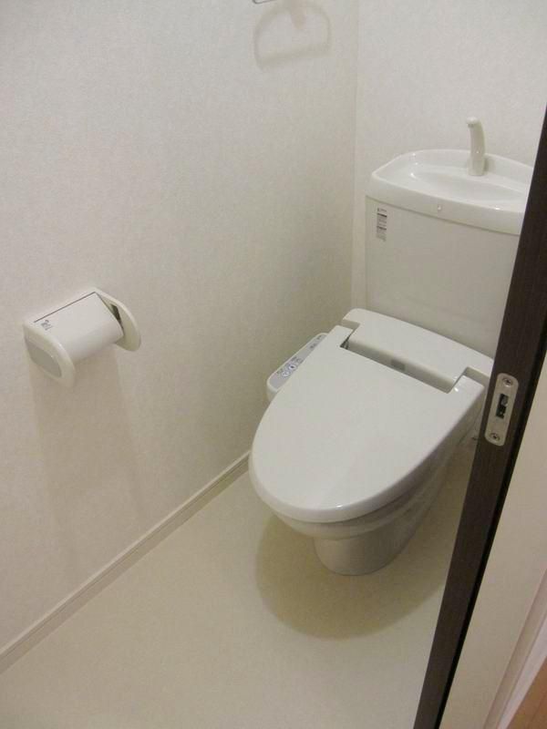 �y�g�C���z�@