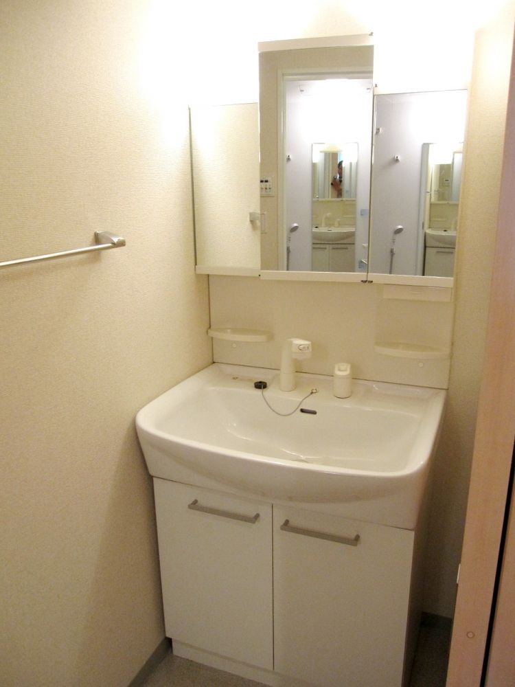 �y���ʏ��z�@