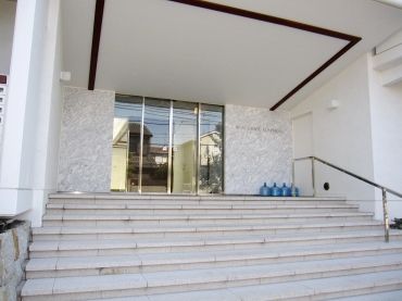 �y�G���g�����X�z�@