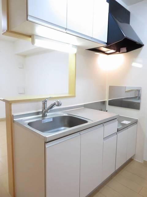 �y�L�b�`���z�@