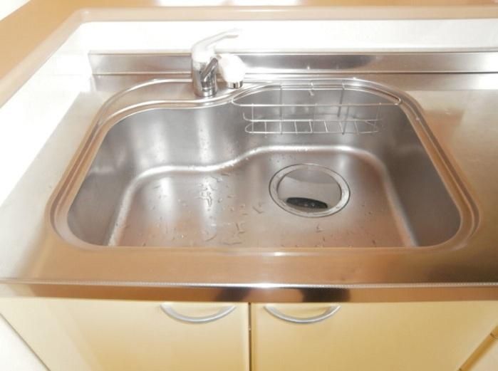 �y�L�b�`���z�@