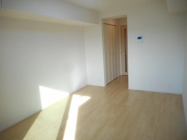 �y�Q���z�@