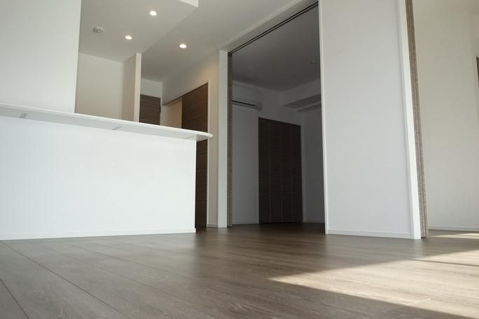 �y���ԁE���r���O�z�@