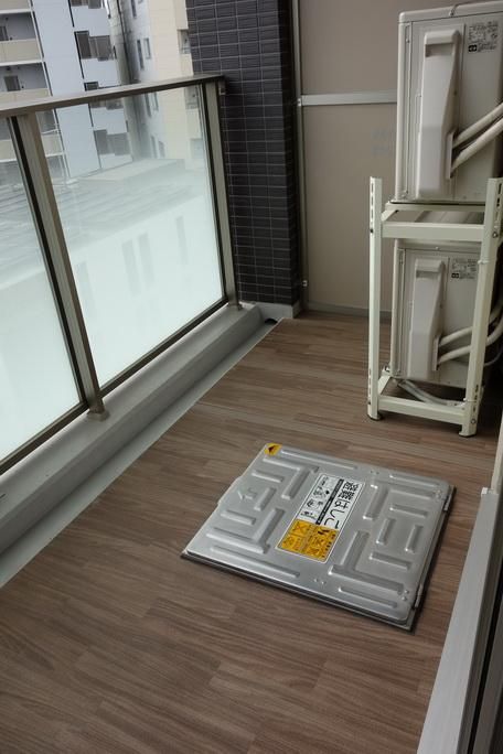 �y�x�����_�z�@