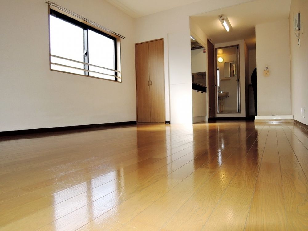 �y�L�b�`���z�@