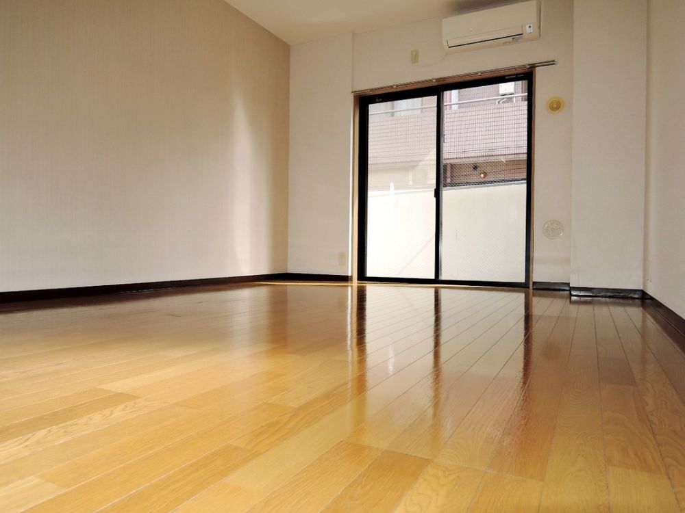 �y�Q���z�@