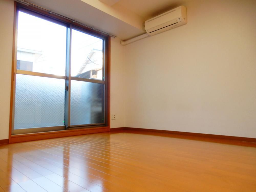 �y�Q���z�@