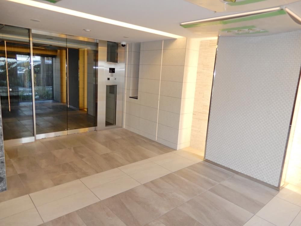 �y�G���g�����X�z�@