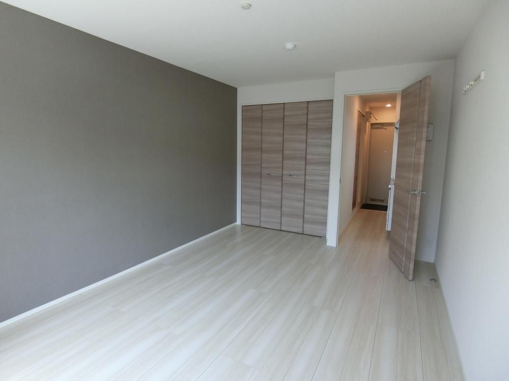 �y���ԁE���r���O�z�@