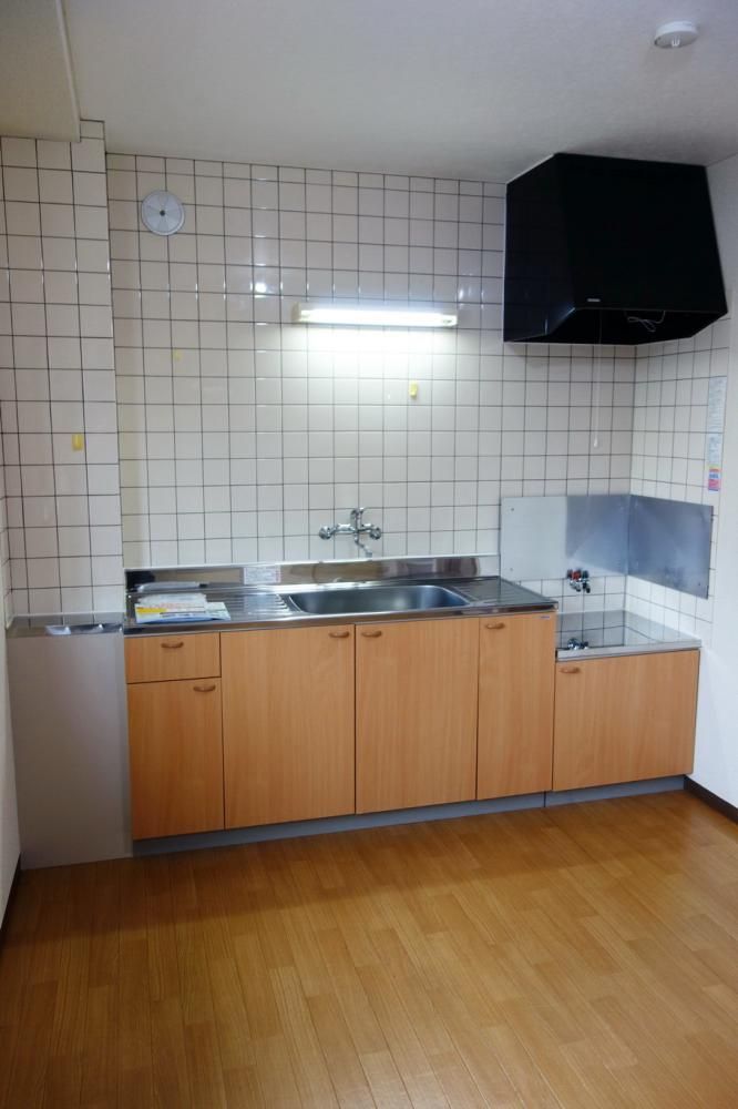 �y�L�b�`���z�@