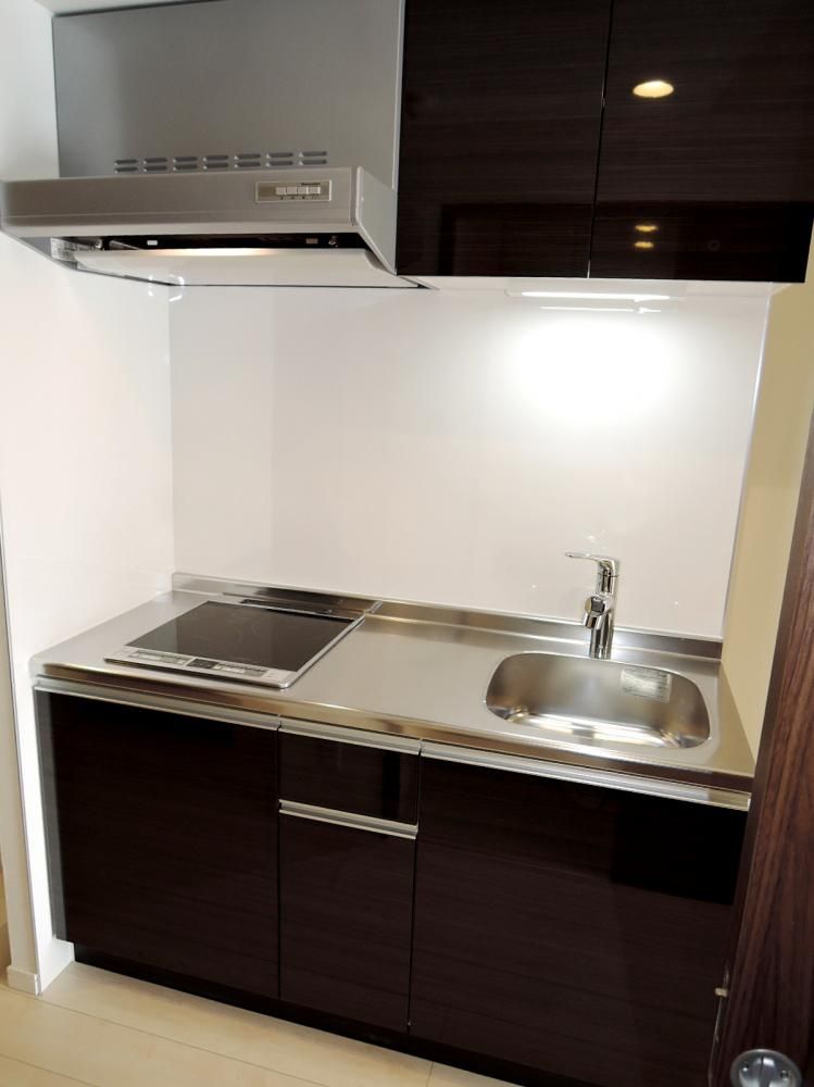 �y�L�b�`���z�@