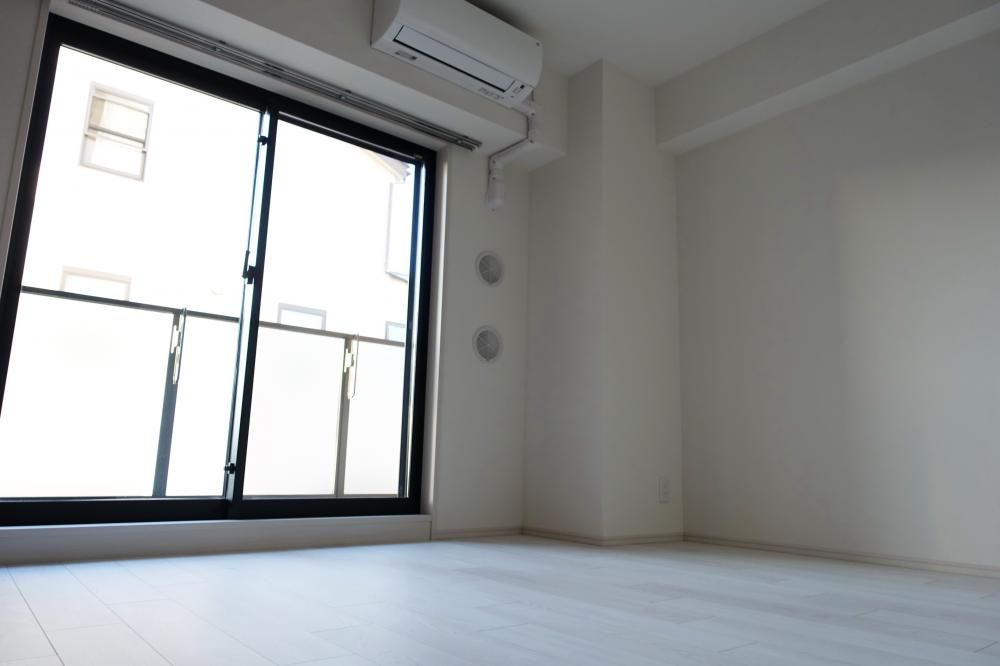 �y���ԁE���r���O�z�@