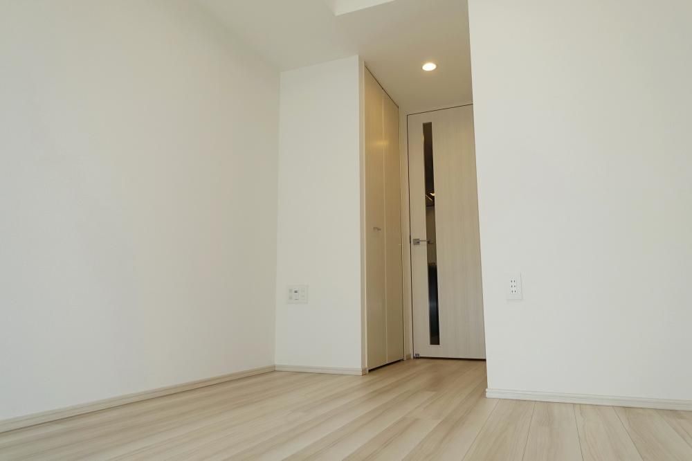 �y���ԁE���r���O�z�@