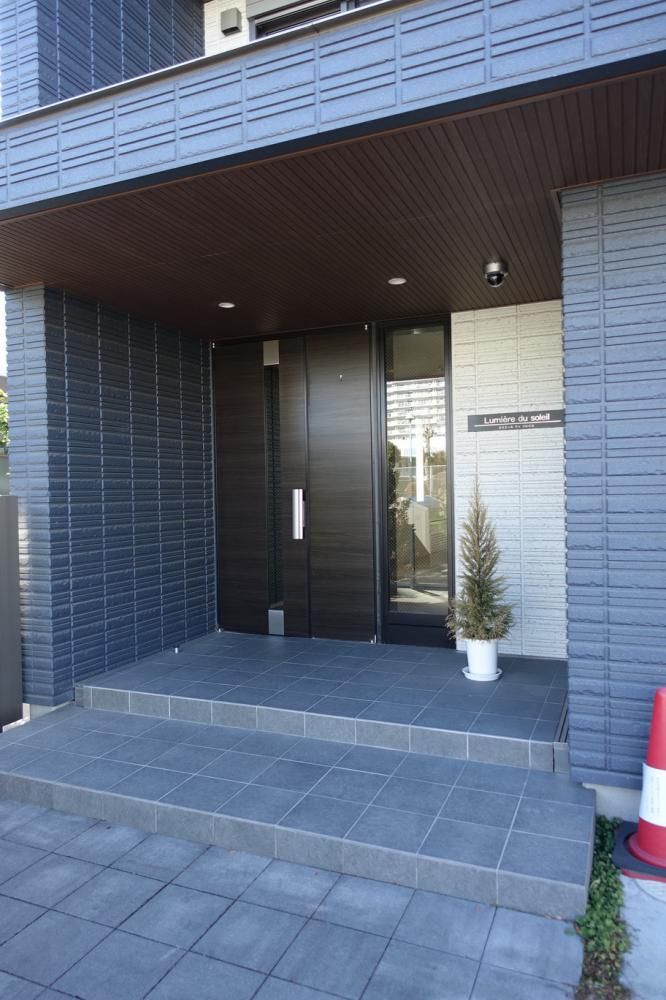 �y�G���g�����X�z�@