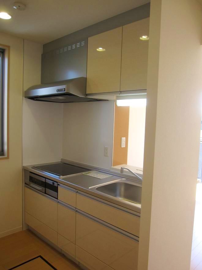 �y�L�b�`���z�@