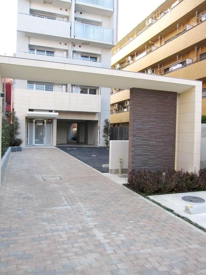 �y�G���g�����X�z�@