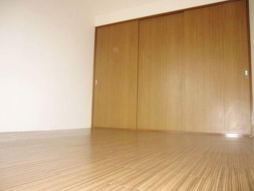 �y�Q���z�@