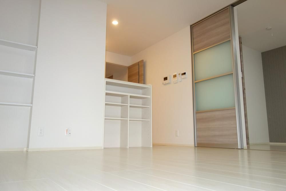 �y���ԁE���r���O�z�@