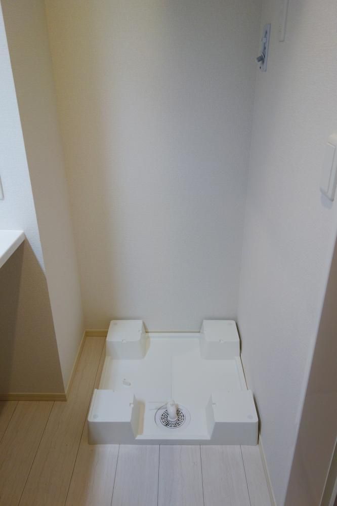 �y���̑��ݔ��z�@