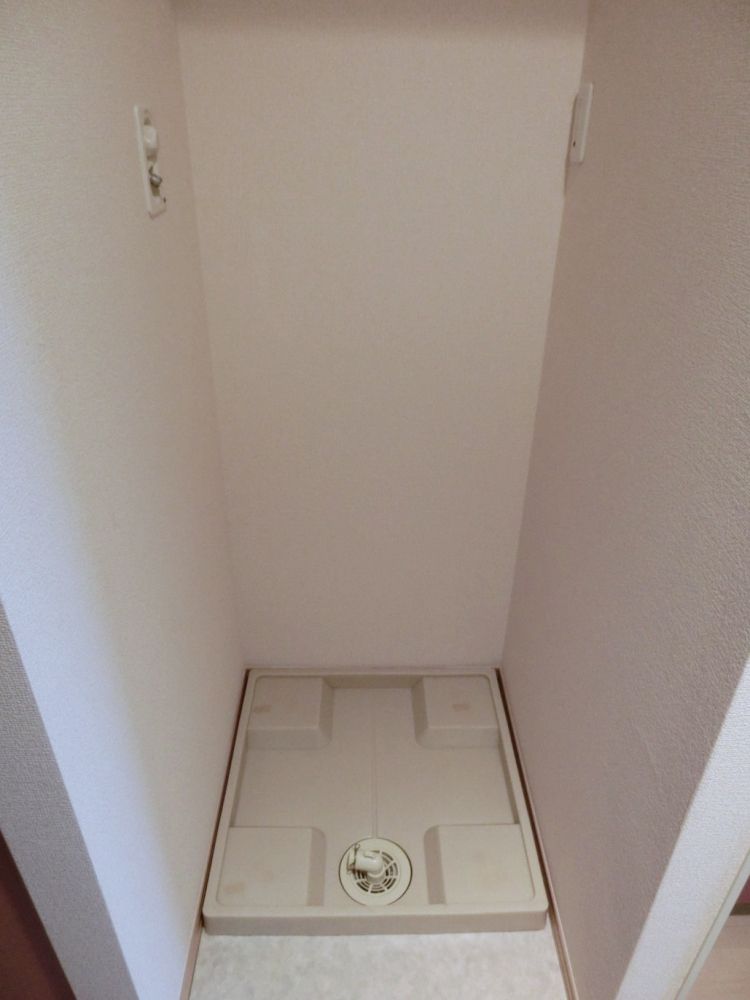 �y���̑��ݔ��z�@