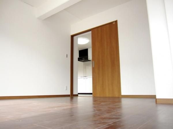 �y���ԁE���r���O�z�@