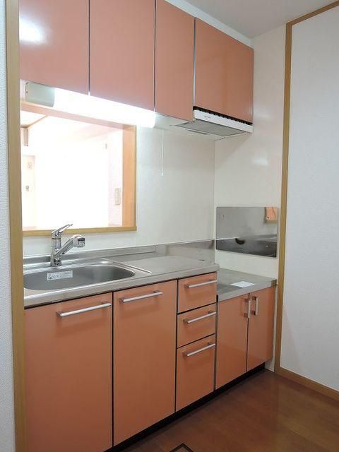 �y�L�b�`���z�@