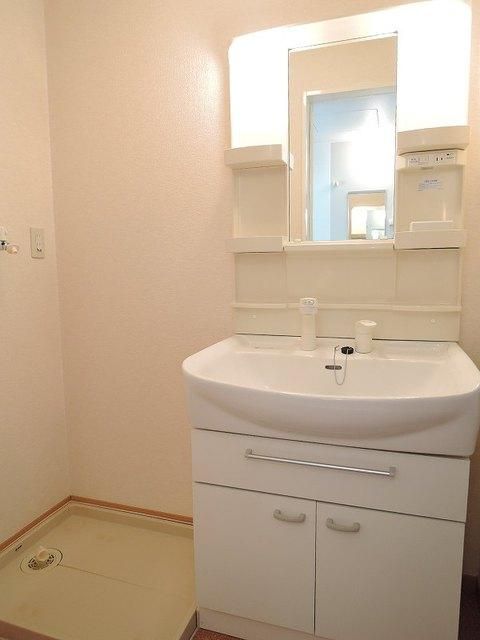 �y���ʏ��z�@