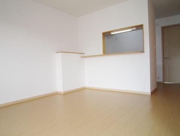 �y���ԁE���r���O�z�@