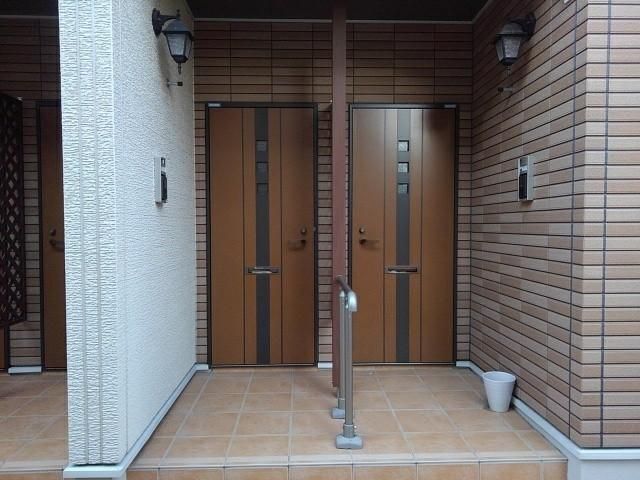 �y�G���g�����X�z�@