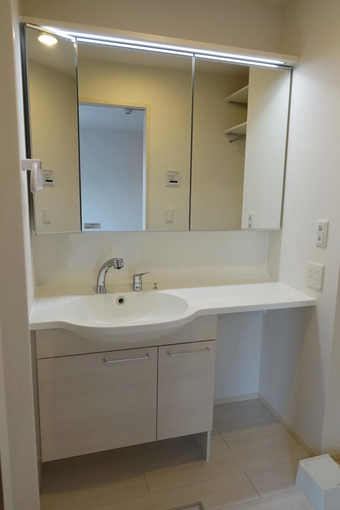 �y���ʏ��z�@