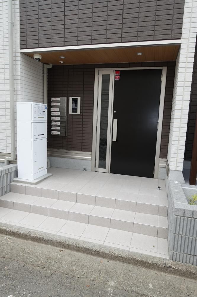 �y�G���g�����X�z�@