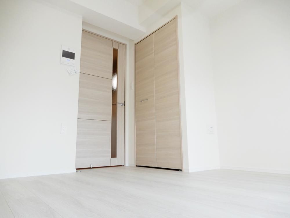 �y���ԁE���r���O�z�@