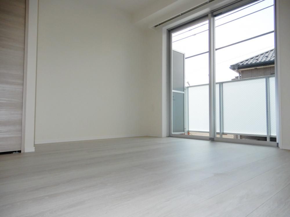 �y�Q���z�@