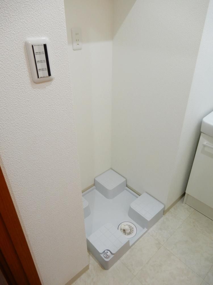 �y���̑��ݔ��z�@