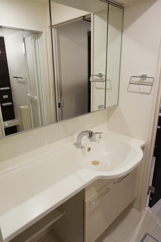 �y���ʏ��z�@