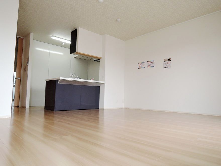 �y���ԁE���r���O�z�@