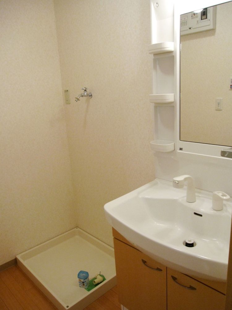 �y���̑��ݔ��z�@