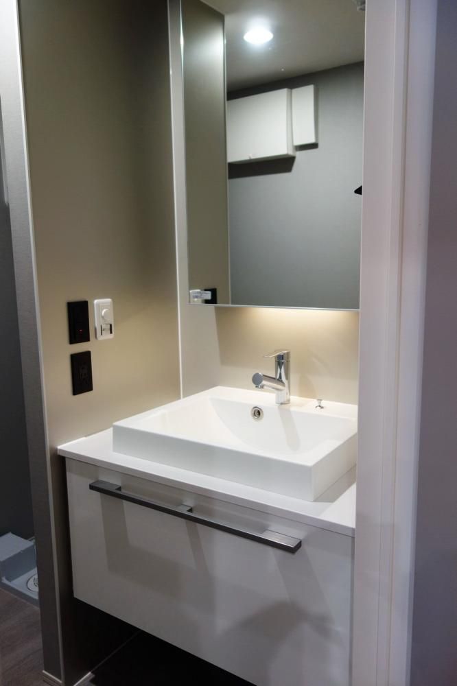 �y���ʏ��z�@