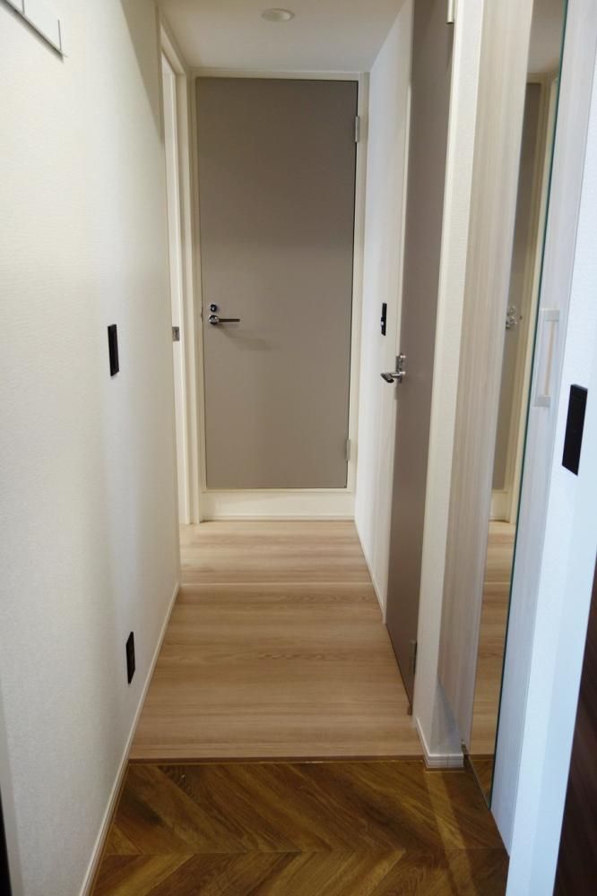 �y�Z�L�����e�B�z�@