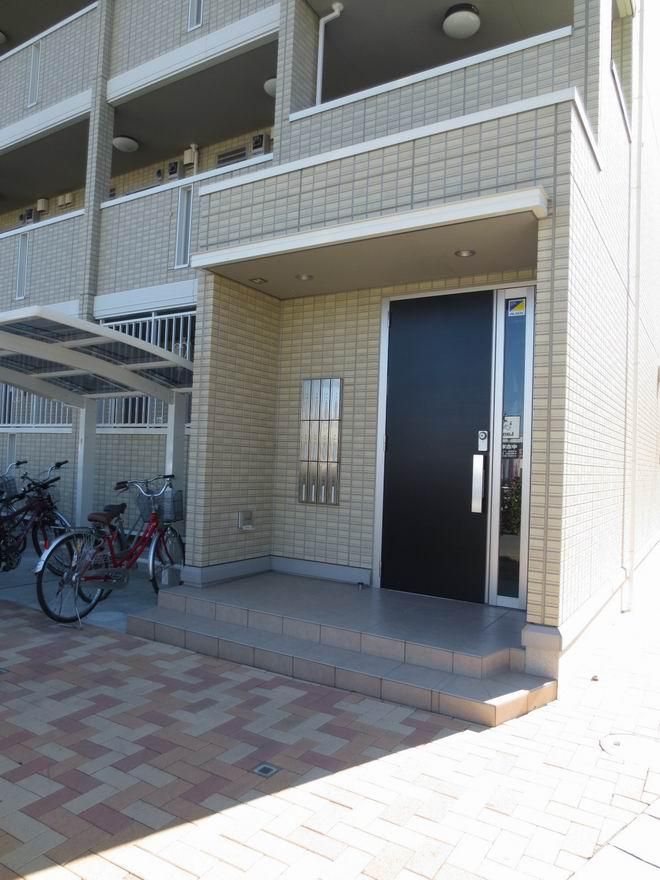 �y�G���g�����X�z�@