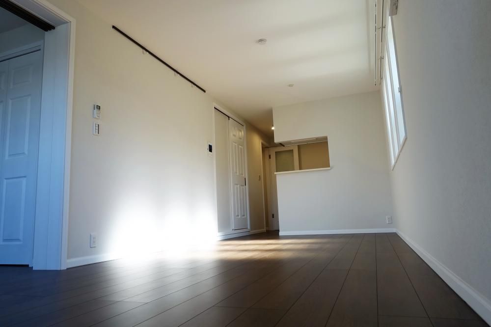 �y���ԁE���r���O�z�@