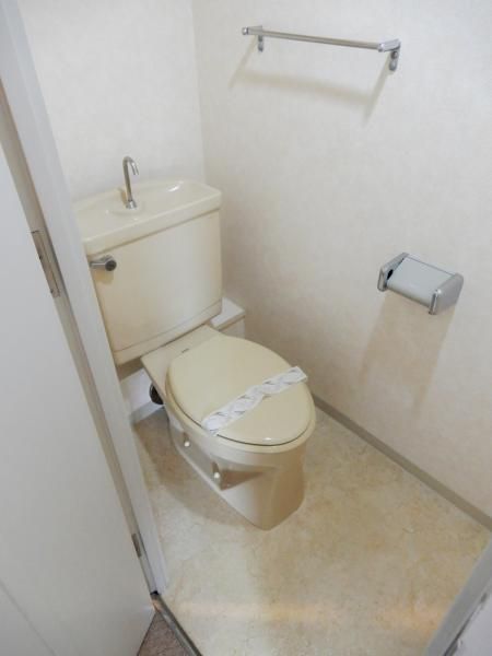 �y�g�C���z�@