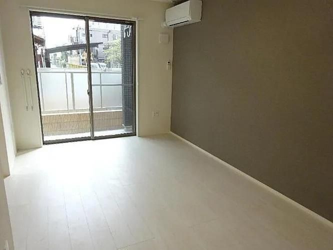 �y���ԁE���r���O�z�@