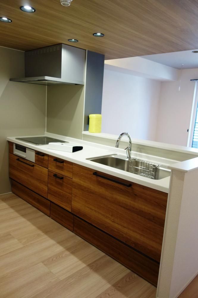 �y�L�b�`���z�@