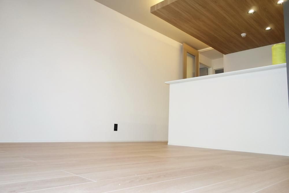 �y���ԁE���r���O�z�@