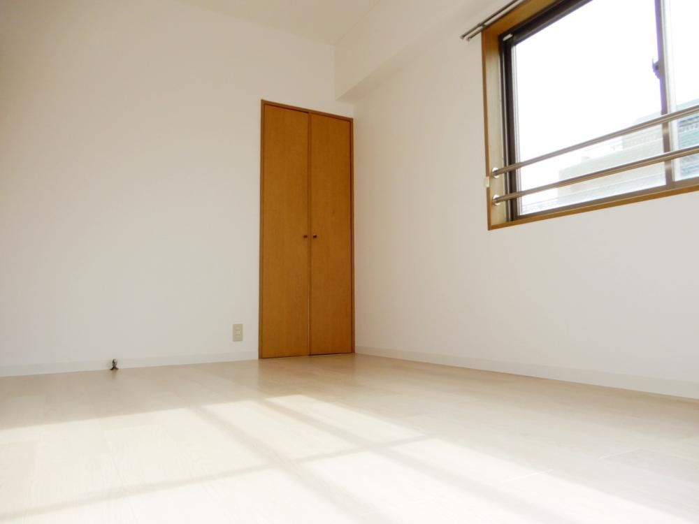 �y�Q���z�@