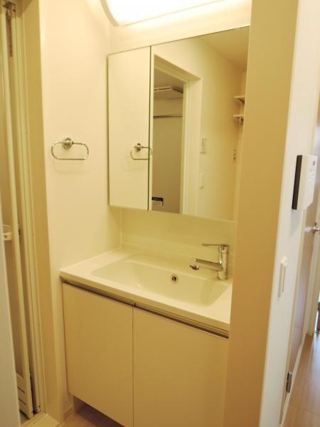 �y���ʏ��z�@